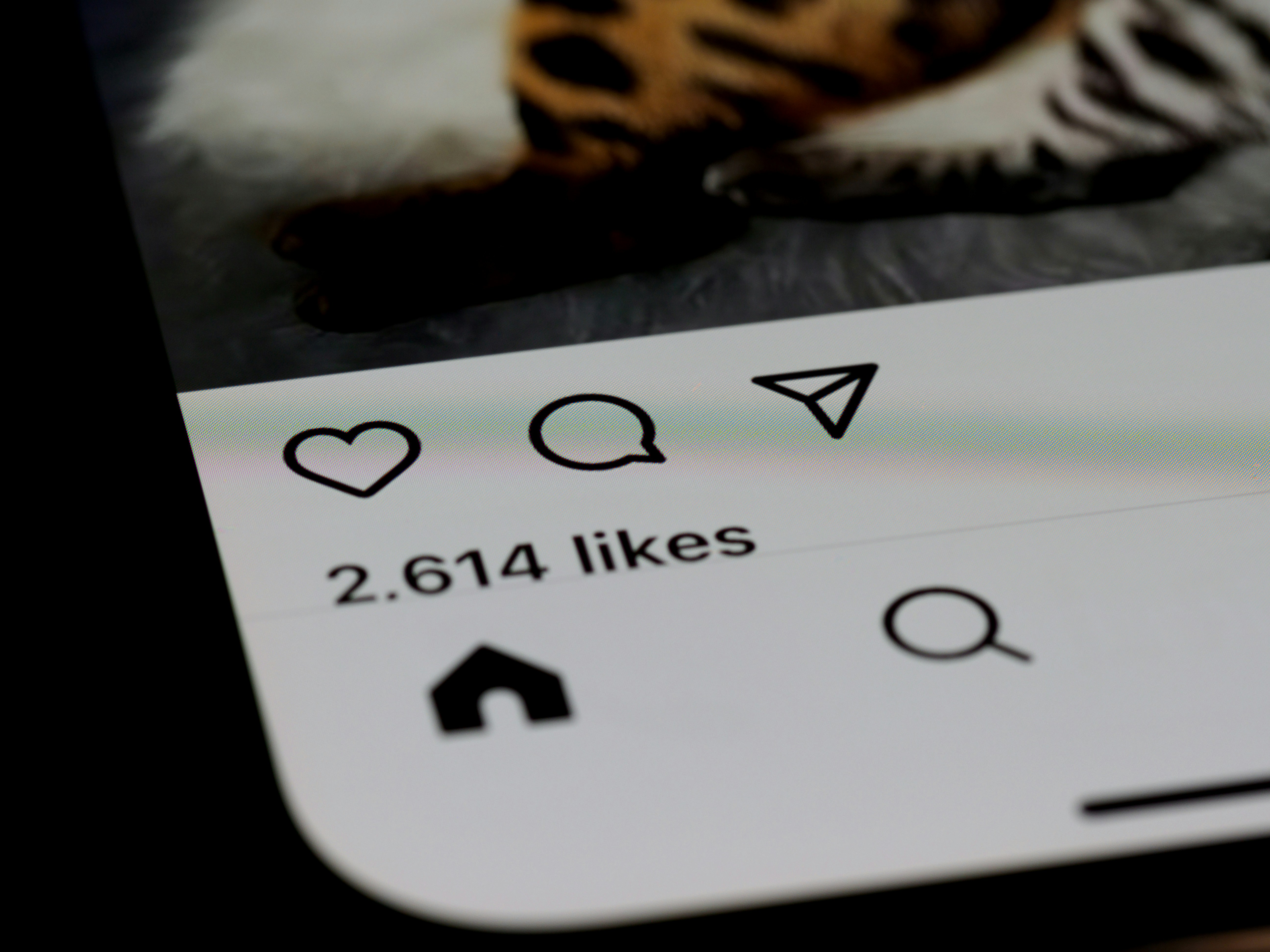 Screen showing social media comments and customer interaction